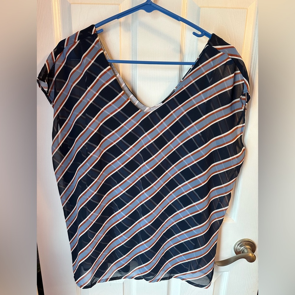 Ann Taylor Factory Women’s V-neck Top